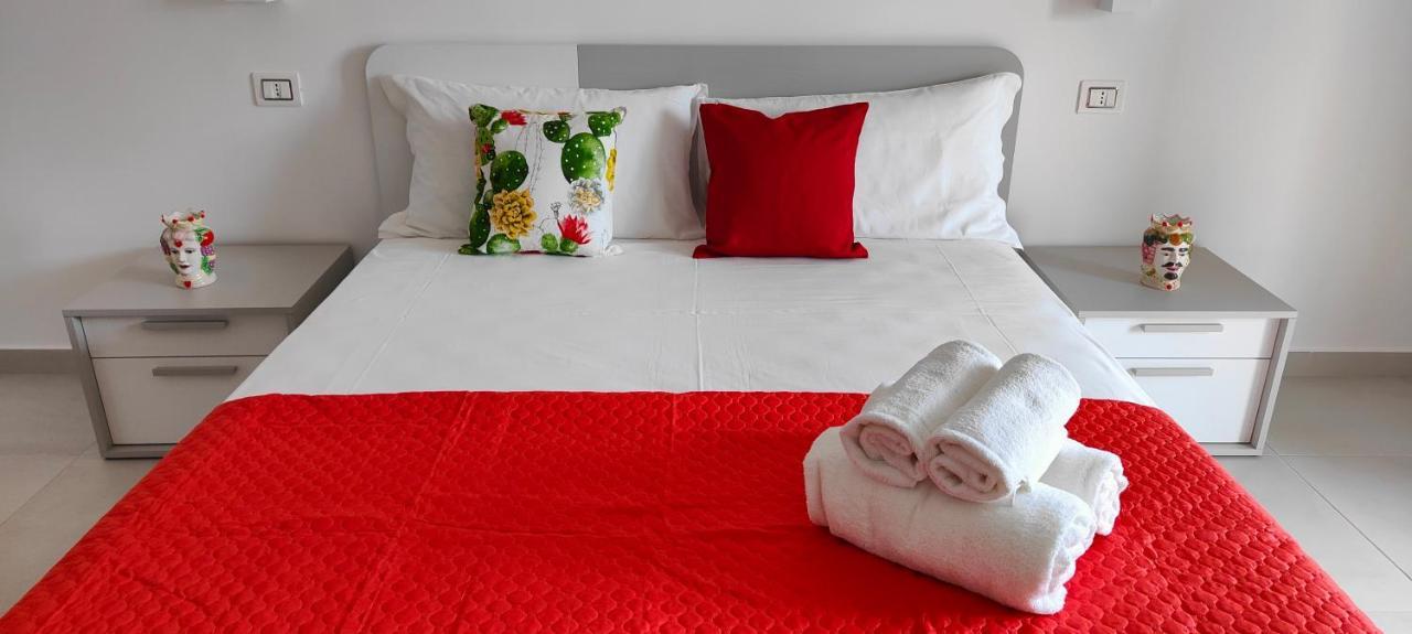 Casa Vacanze Rainbow, Siracusa Syracuse Buitenkant foto