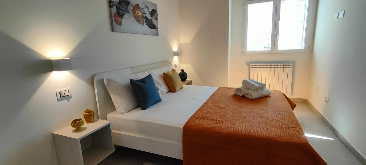 Casa Vacanze Rainbow, Siracusa Syracuse Buitenkant foto