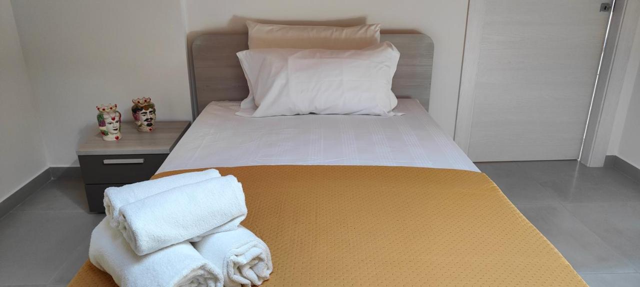 Casa Vacanze Rainbow, Siracusa Syracuse Buitenkant foto