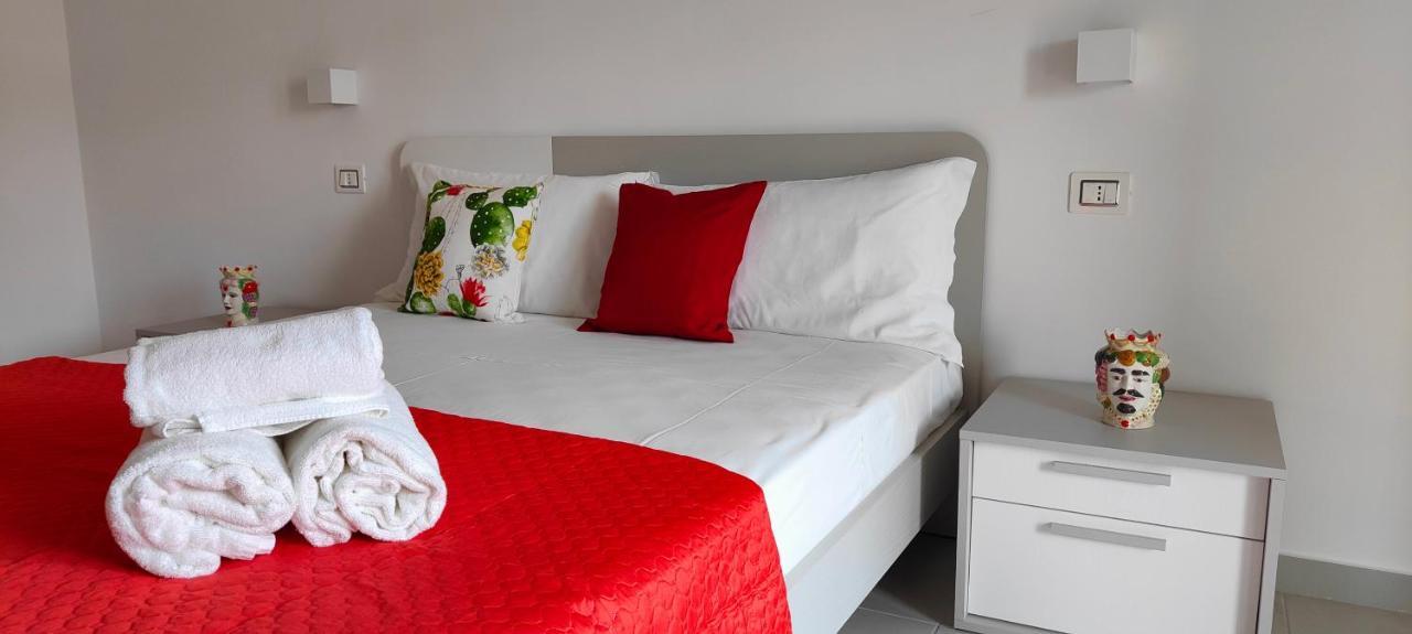 Casa Vacanze Rainbow, Siracusa Syracuse Buitenkant foto